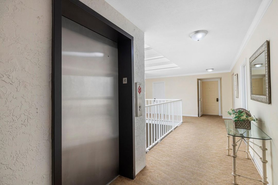 For Sale: $549,000 (2 beds, 2 baths, 1880 Square Feet)