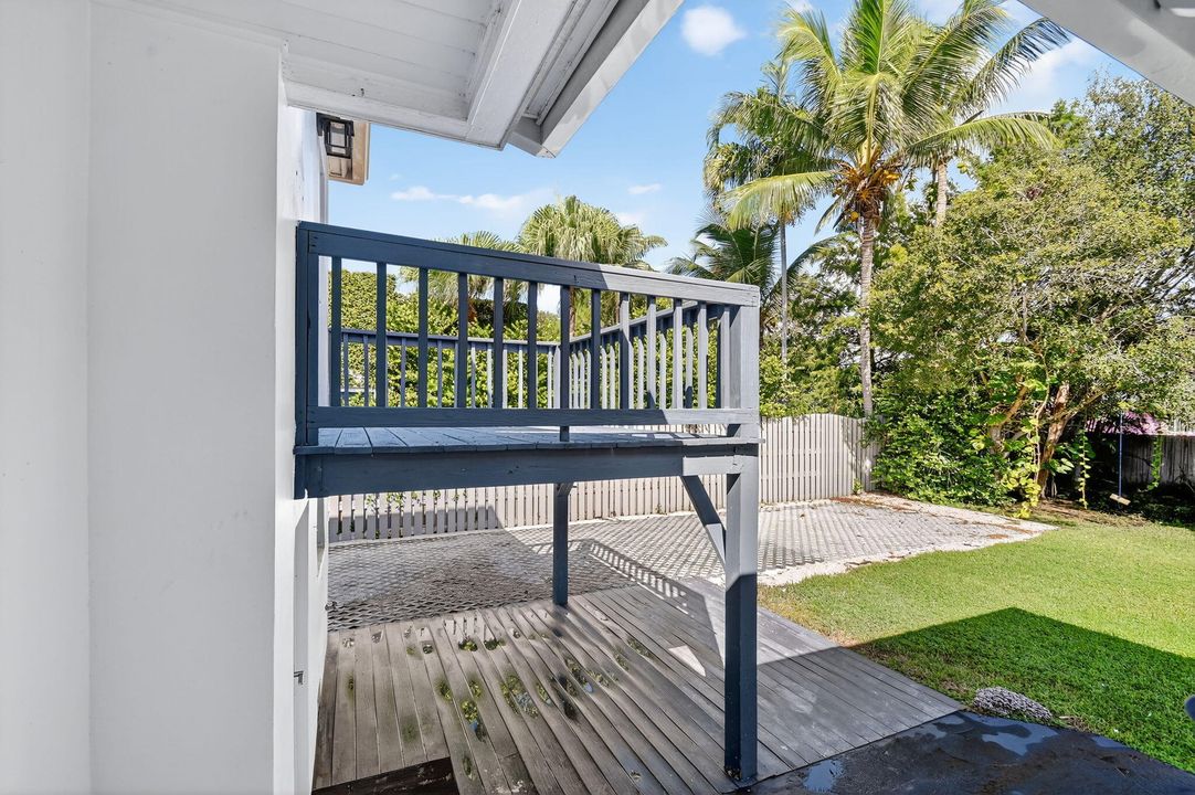 На продажу: $649,999 (2 спален, 2 ванн, 1252 Квадратных фут)