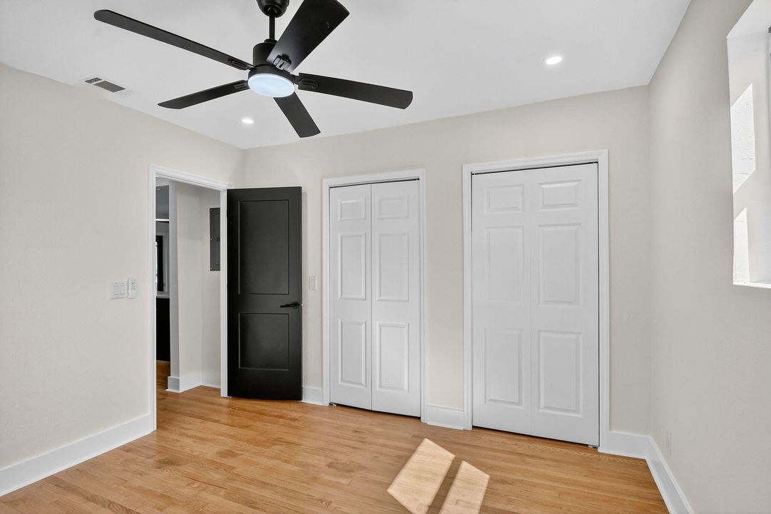 На продажу: $649,999 (2 спален, 2 ванн, 1252 Квадратных фут)