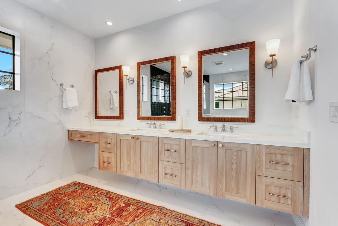 На продажу: $6,499,000 (5 спален, 4 ванн, 3858 Квадратных фут)