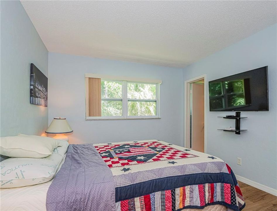 Activo con contrato: $1,495 (2 camas, 2 baños, 860 Pies cuadrados)