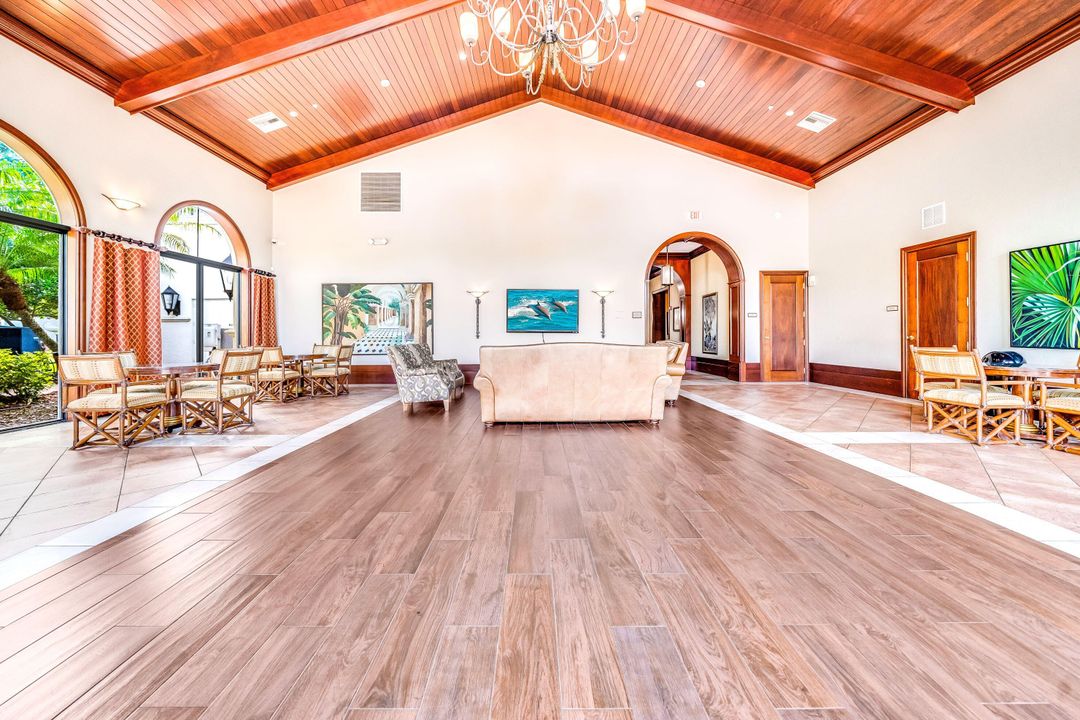 For Sale: $1,850,000 (5 beds, 5 baths, 5359 Square Feet)