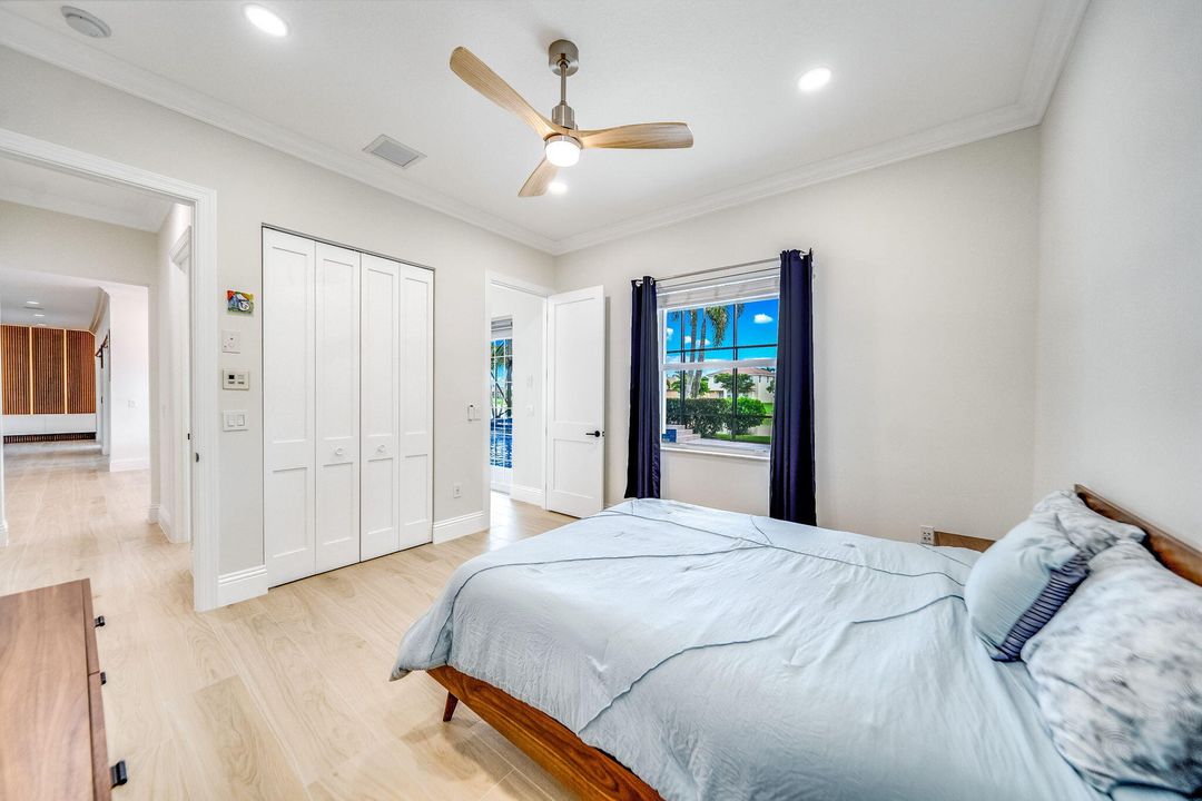 For Sale: $1,850,000 (5 beds, 5 baths, 5359 Square Feet)