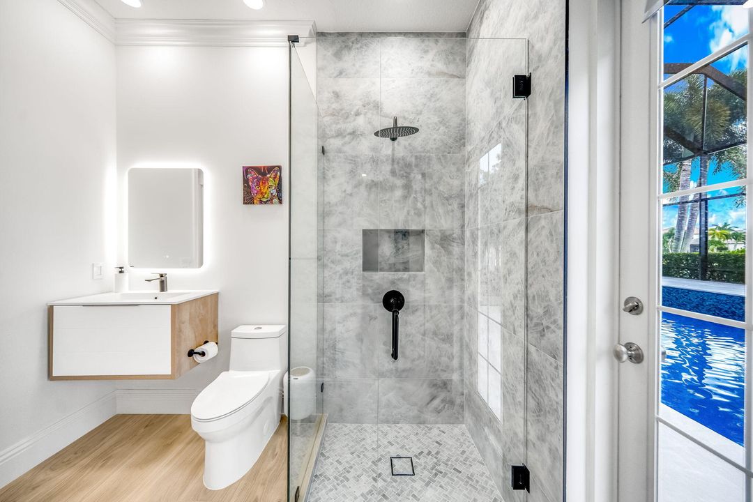 For Sale: $1,850,000 (5 beds, 5 baths, 5359 Square Feet)