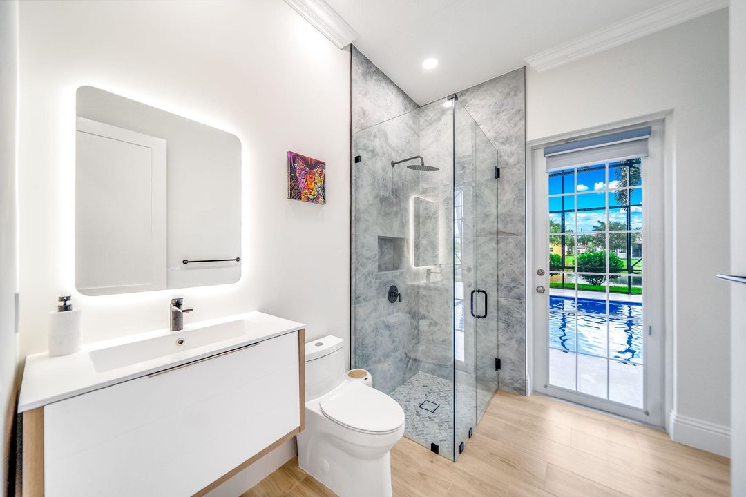 For Sale: $1,850,000 (5 beds, 5 baths, 5359 Square Feet)