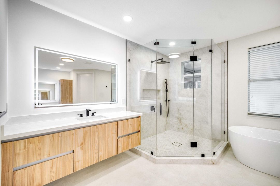 For Sale: $1,850,000 (5 beds, 5 baths, 5359 Square Feet)