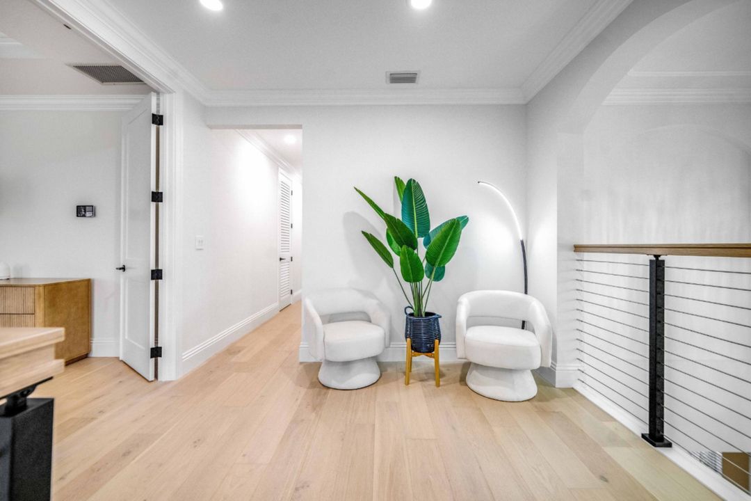 For Sale: $1,850,000 (5 beds, 5 baths, 5359 Square Feet)