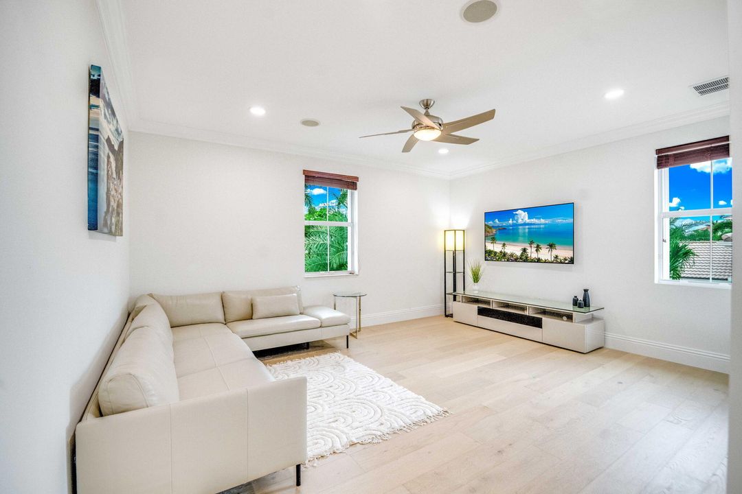 For Sale: $1,850,000 (5 beds, 5 baths, 5359 Square Feet)