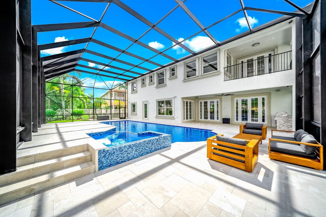 For Sale: $1,850,000 (5 beds, 5 baths, 5359 Square Feet)