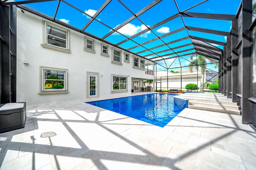 For Sale: $1,850,000 (5 beds, 5 baths, 5359 Square Feet)