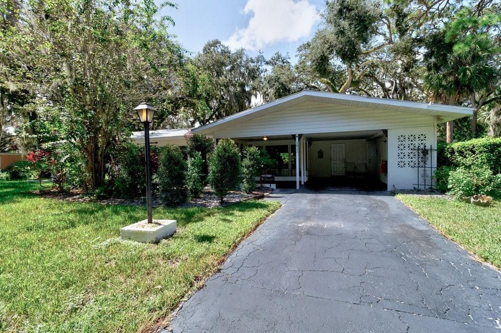 待售: $425,000 (2 贝兹, 2 浴室, 1292 平方英尺)