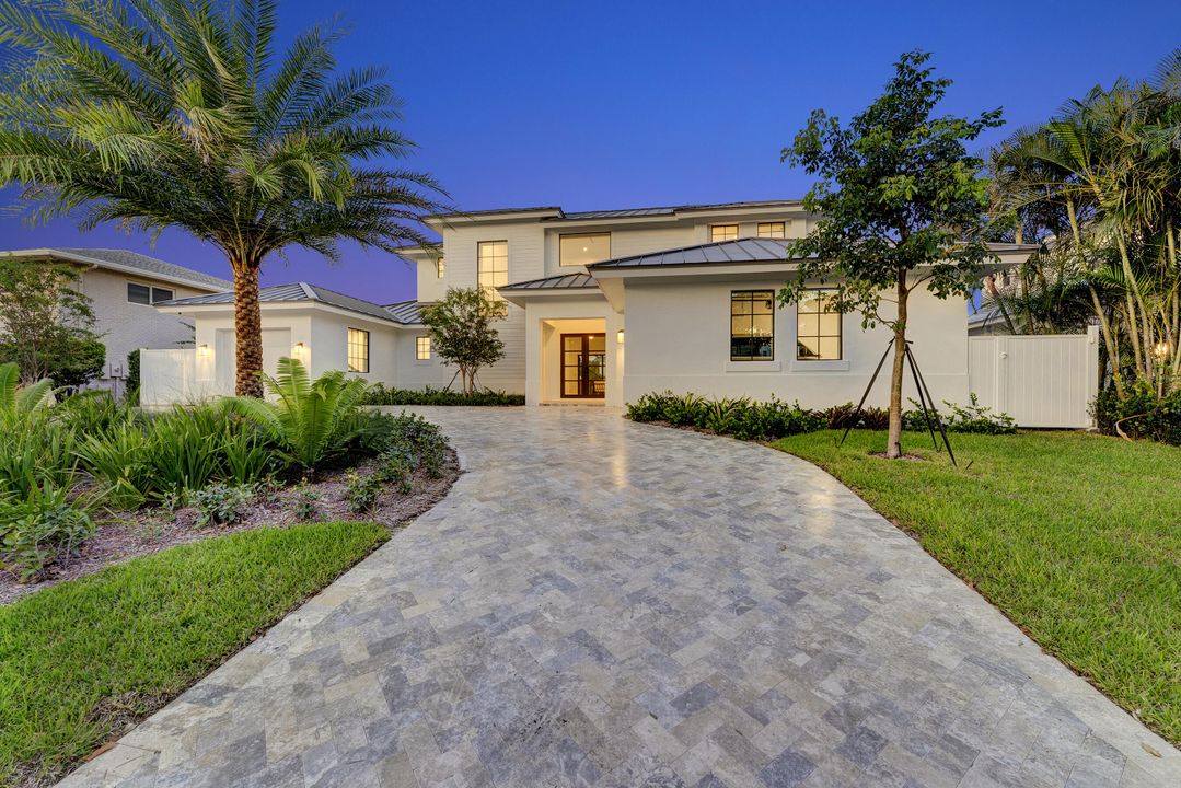 На продажу: $6,499,000 (5 спален, 4 ванн, 3858 Квадратных фут)