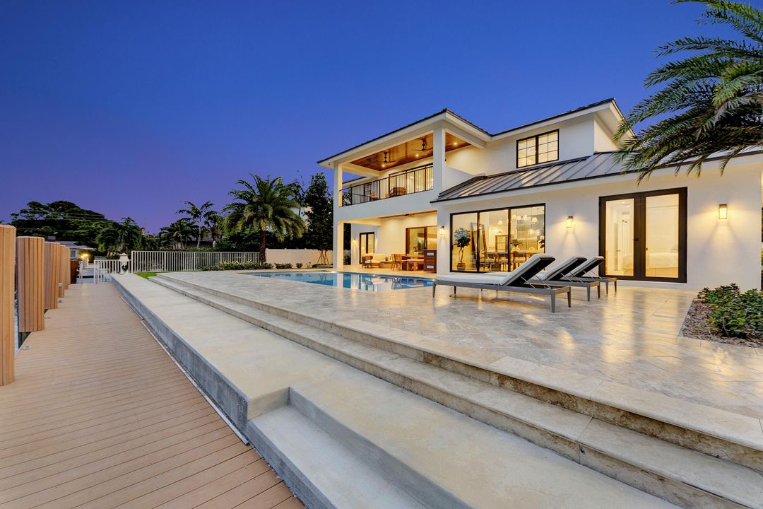 На продажу: $6,499,000 (5 спален, 4 ванн, 3858 Квадратных фут)