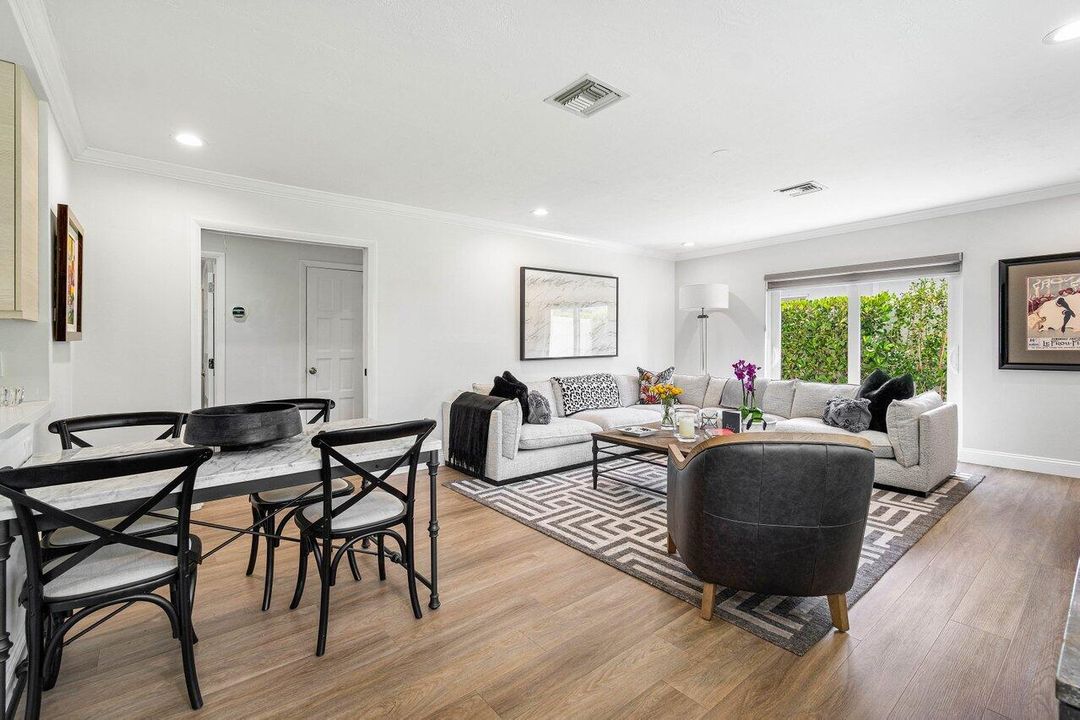 For Sale: $1,450,000 (3 beds, 2 baths, 1662 Square Feet)