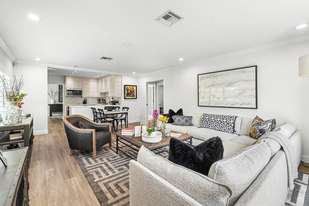 For Sale: $1,450,000 (3 beds, 2 baths, 1662 Square Feet)