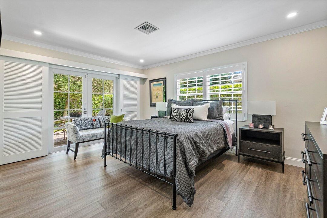 For Sale: $1,450,000 (3 beds, 2 baths, 1662 Square Feet)