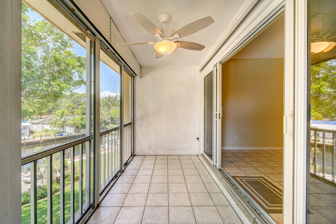 Под контрактом: $275,000 (2 спален, 2 ванн, 1020 Квадратных фут)