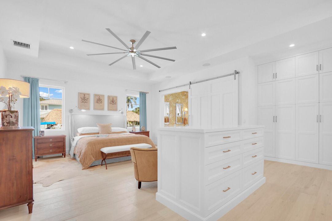 На продажу: $4,900,000 (4 спален, 4 ванн, 2973 Квадратных фут)