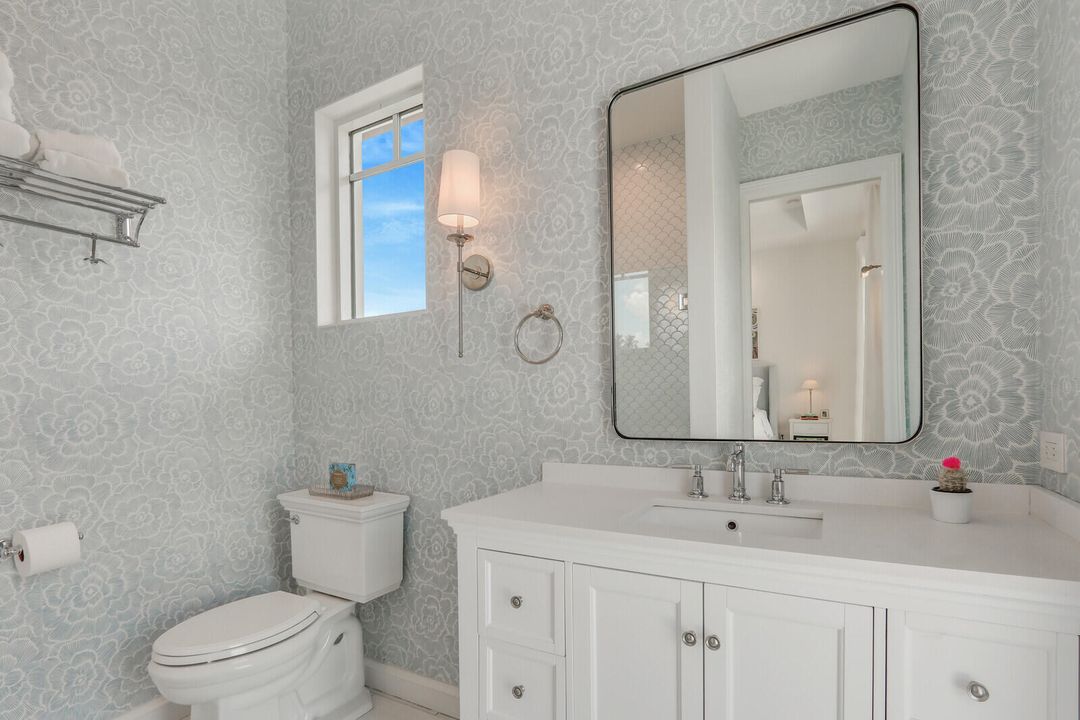 На продажу: $4,900,000 (4 спален, 4 ванн, 2973 Квадратных фут)