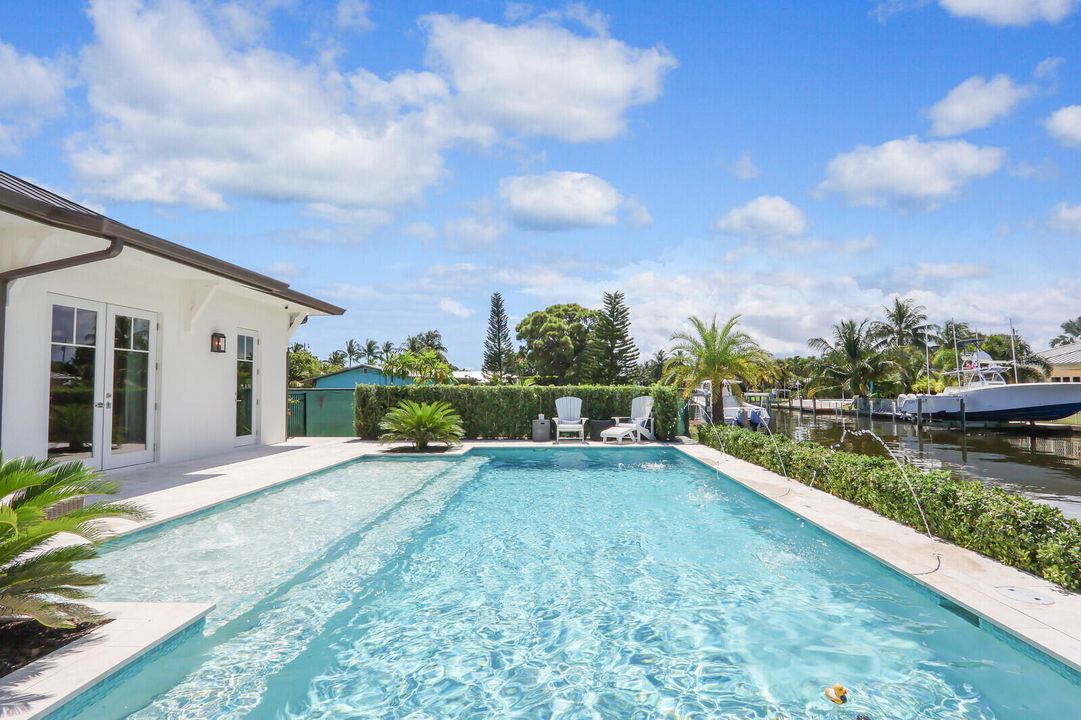 На продажу: $4,900,000 (4 спален, 4 ванн, 2973 Квадратных фут)