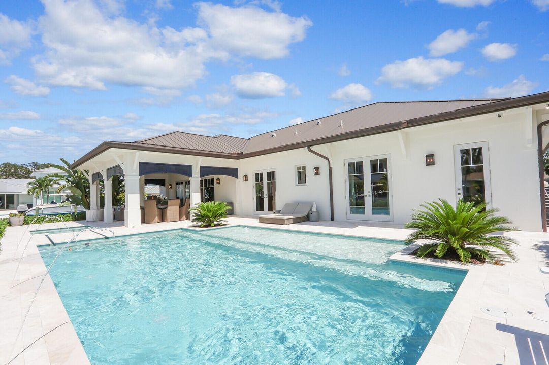 На продажу: $4,900,000 (4 спален, 4 ванн, 2973 Квадратных фут)