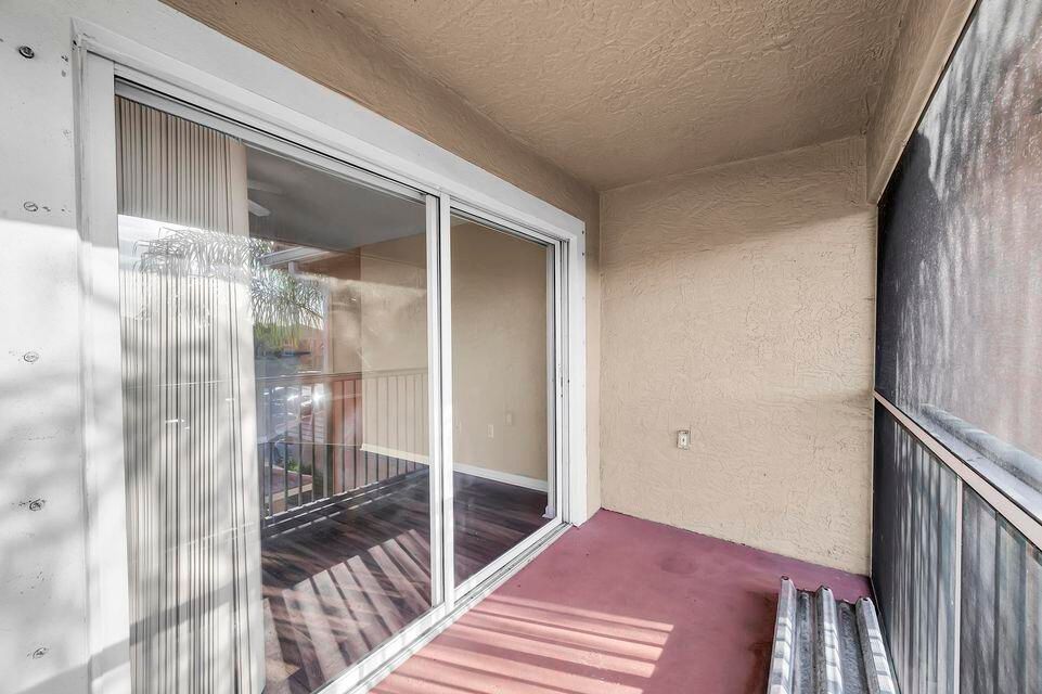 出租: $1,550 (1 贝兹, 1 浴室, 781 平方英尺)