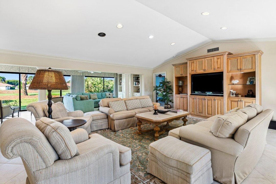 For Rent: $10,000 (3 beds, 2 baths, 2314 Square Feet)