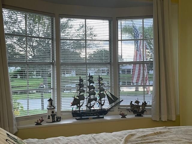 For Sale: $92,500 (2 beds, 2 baths, 1248 Square Feet)