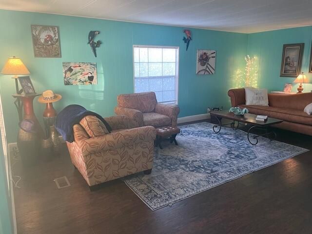 For Sale: $92,500 (2 beds, 2 baths, 1248 Square Feet)