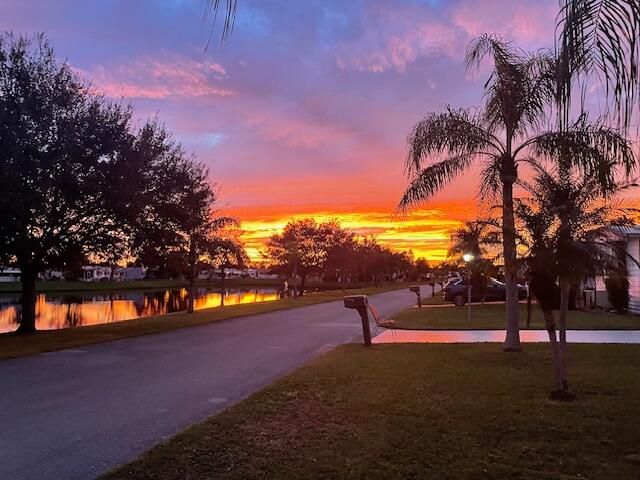 For Sale: $92,500 (2 beds, 2 baths, 1248 Square Feet)