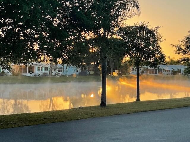 For Sale: $92,500 (2 beds, 2 baths, 1248 Square Feet)