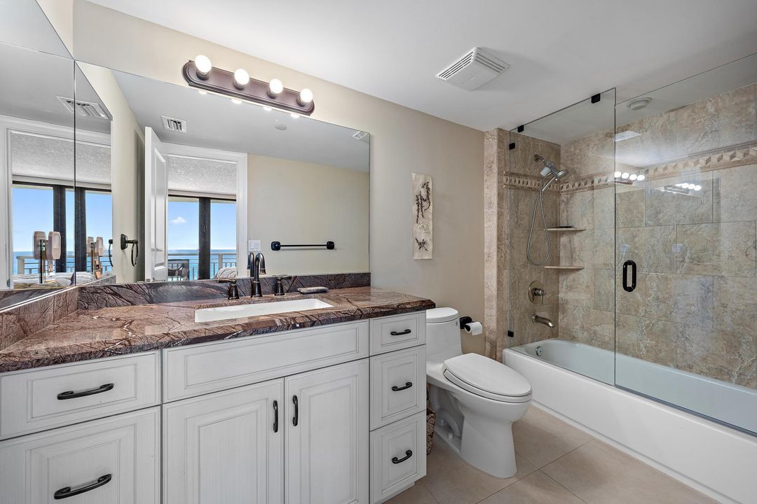 合同活跃: $7,500 (2 贝兹, 2 浴室, 1468 平方英尺)