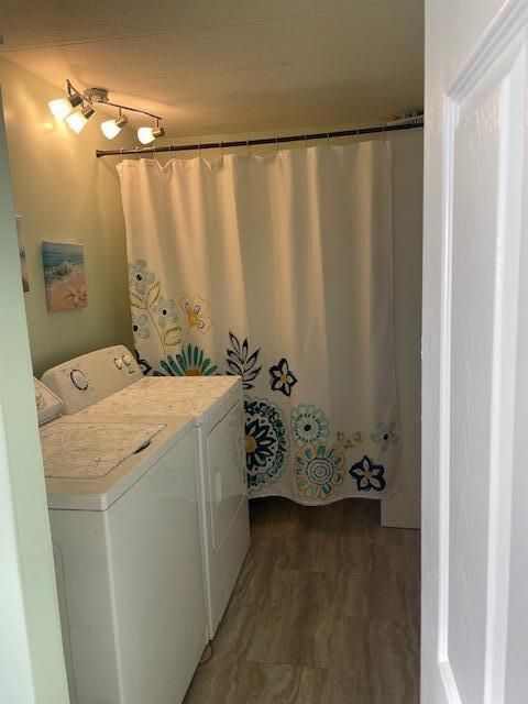 For Sale: $92,500 (2 beds, 2 baths, 1248 Square Feet)