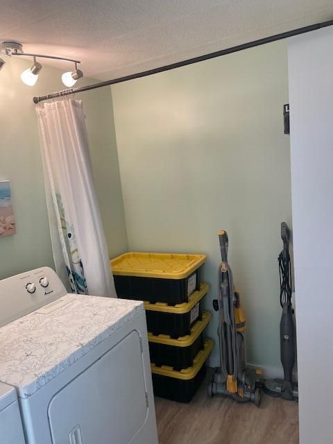 For Sale: $92,500 (2 beds, 2 baths, 1248 Square Feet)