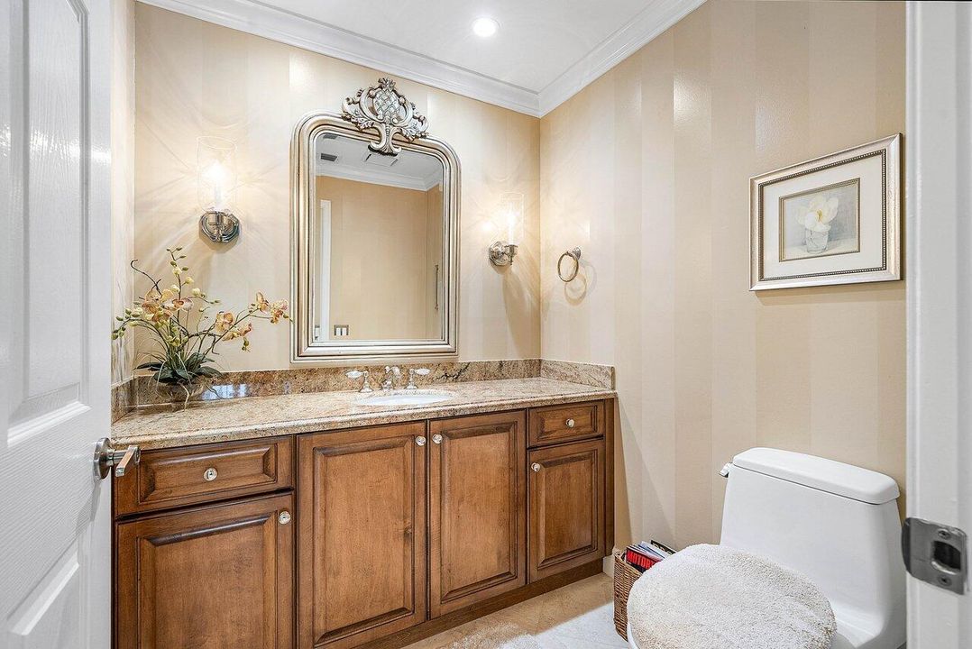 Active With Contract: $949,000 (4 beds, 2 baths, 2595 Square Feet)