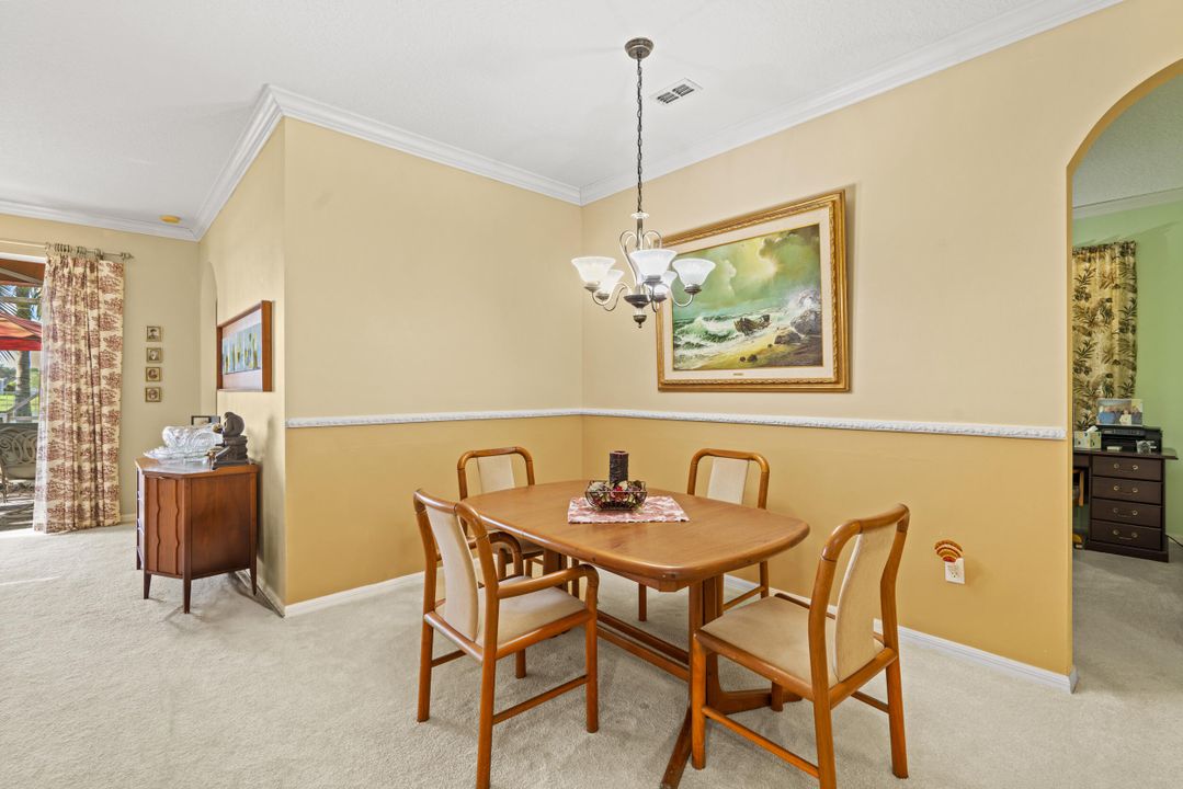 Active With Contract: $295,000 (3 beds, 2 baths, 1547 Square Feet)