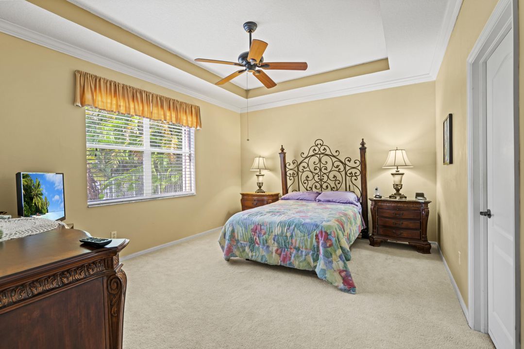 Active With Contract: $295,000 (3 beds, 2 baths, 1547 Square Feet)