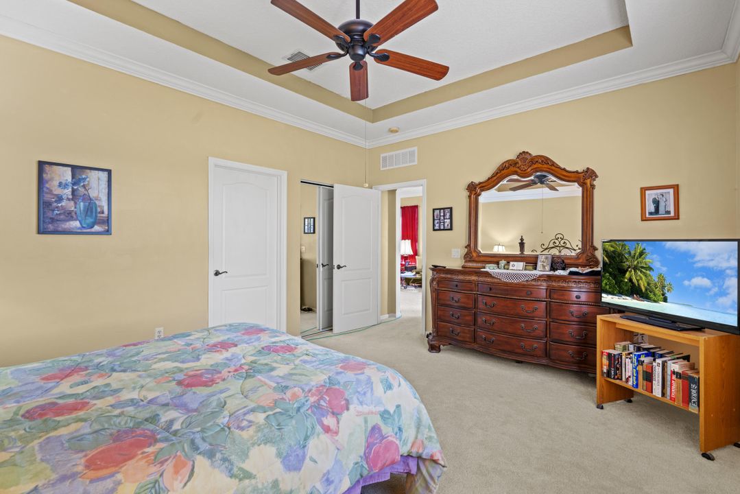 Active With Contract: $295,000 (3 beds, 2 baths, 1547 Square Feet)