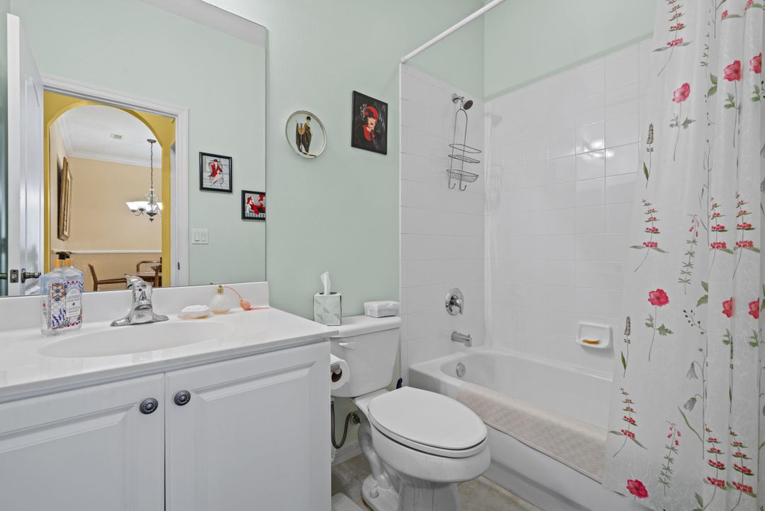 Active With Contract: $295,000 (3 beds, 2 baths, 1547 Square Feet)