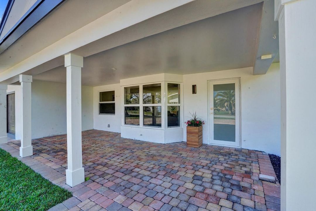 Active With Contract: $765,000 (4 beds, 3 baths, 1555 Square Feet)