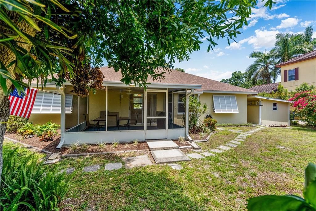 合同活跃: $375,000 (3 贝兹, 2 浴室, 1571 平方英尺)