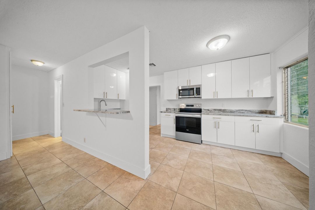 Active With Contract: $510,000 (5 beds, 2 baths, 1682 Square Feet)