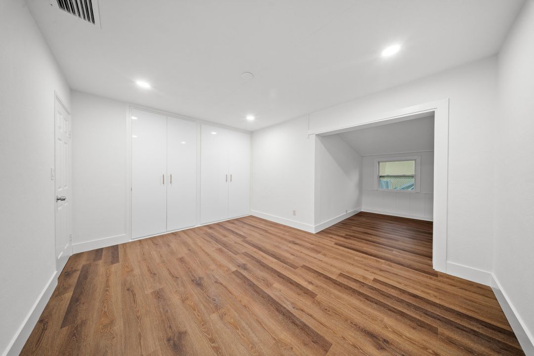 Active With Contract: $510,000 (5 beds, 2 baths, 1682 Square Feet)