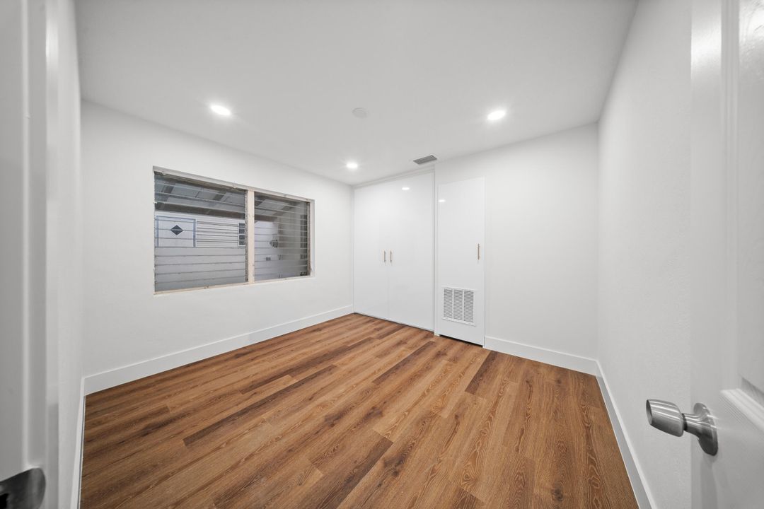 Active With Contract: $510,000 (5 beds, 2 baths, 1682 Square Feet)