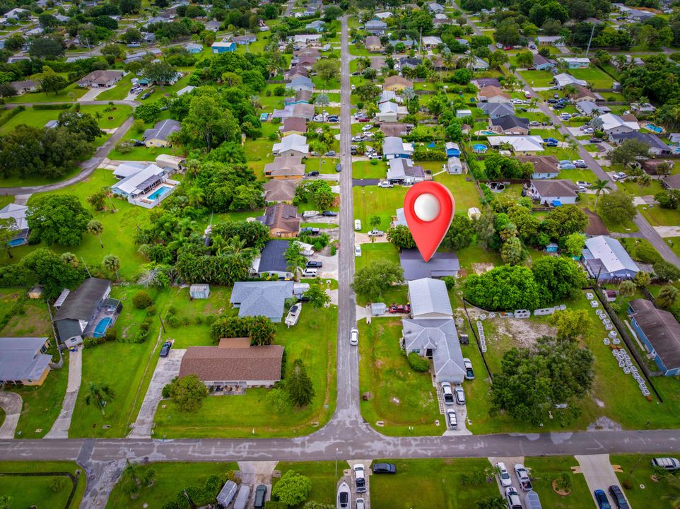 Active With Contract: $510,000 (5 beds, 2 baths, 1682 Square Feet)