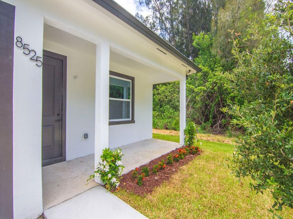 На продажу: $309,000 (3 спален, 2 ванн, 1132 Квадратных фут)