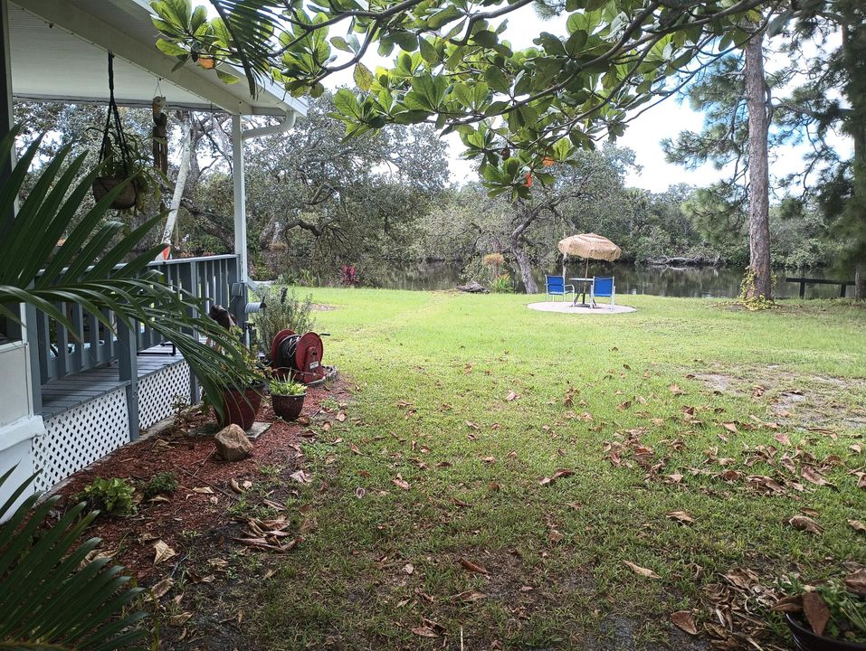 For Sale: $92,500 (2 beds, 2 baths, 1248 Square Feet)