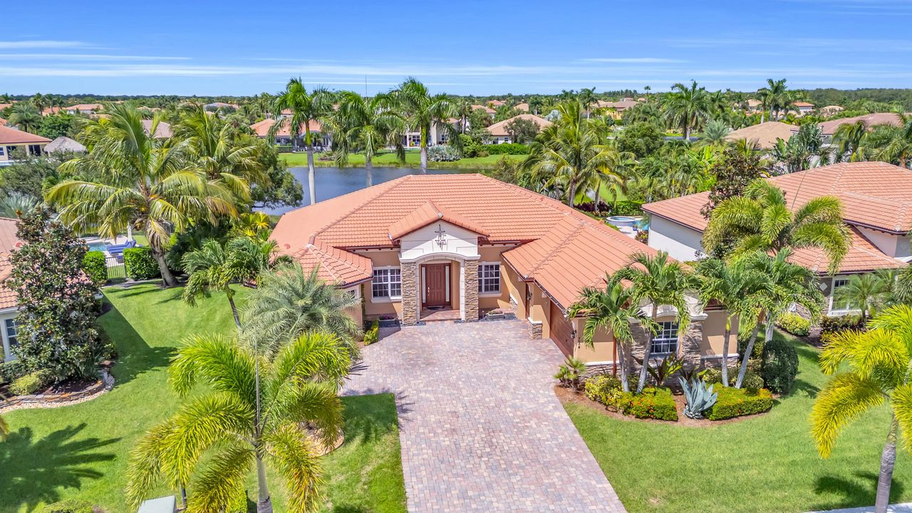 Recently Sold: $1,650,000 (4 beds, 3 baths, 3046 Square Feet)