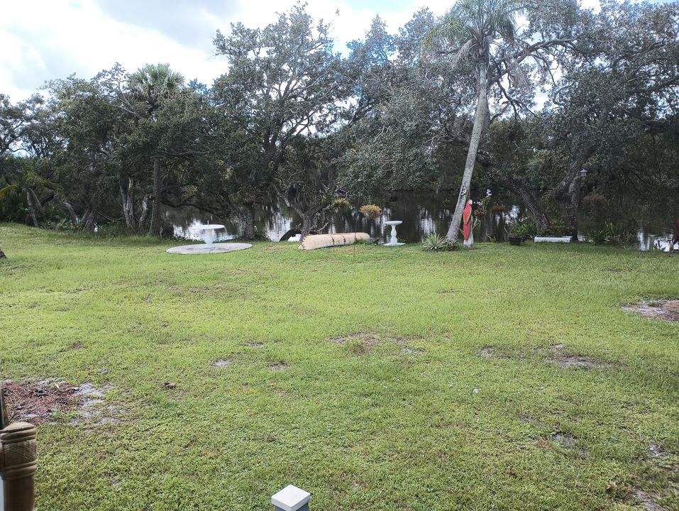 For Sale: $92,500 (2 beds, 2 baths, 1248 Square Feet)