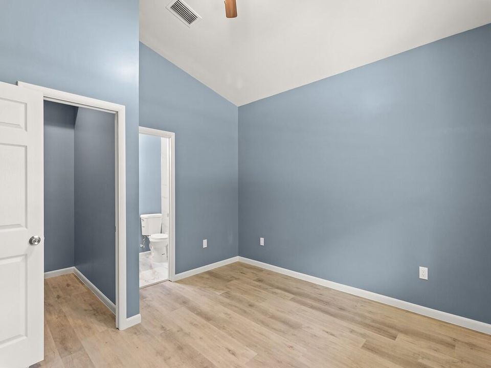 На продажу: $309,000 (3 спален, 2 ванн, 1132 Квадратных фут)